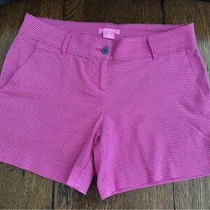 Issac Mizrahi pink shorts with tiny white dots. Size 6.